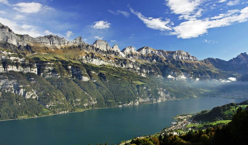 Walensee-Churfirsten.jpg